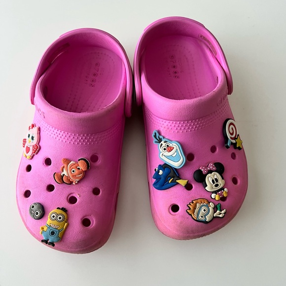 CROCS Shoes Crocs Girls Pink Water Shoes Disney Nemo Olaf Minnie